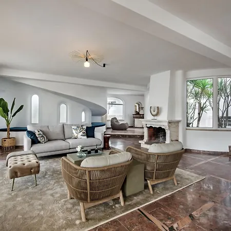 Villa Aladdin By Interhome